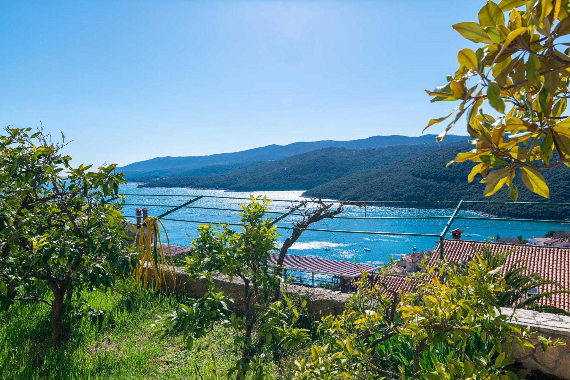 Apartments With A Parking Space Rabac, Labin - 7622 Exterior foto